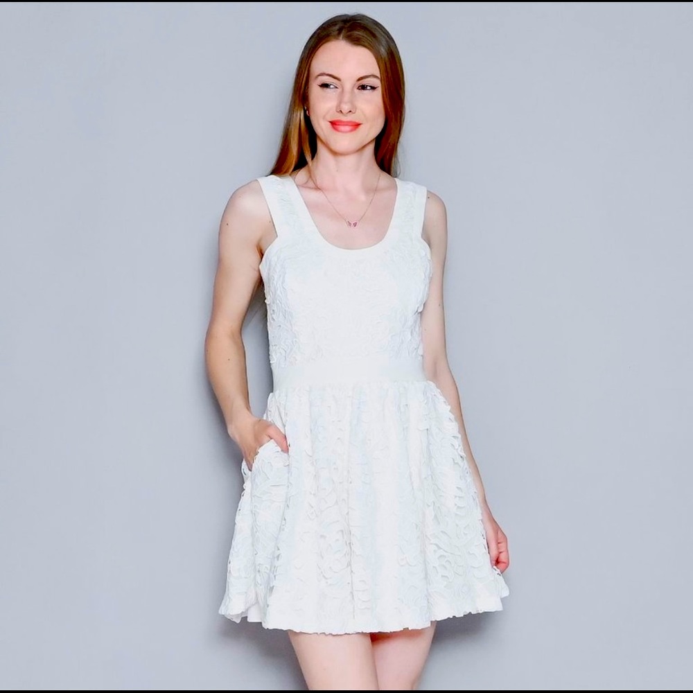 JAY GODFREY White Lace Sleeveless Mini Dress